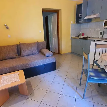 Near In Siofok-balaton 20002 Apartman