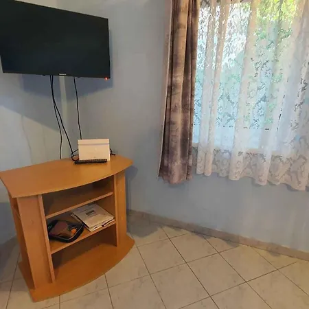 Near In Siofok-balaton 20002 Apartman