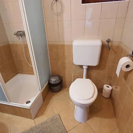 Apartman Near In Siofok-balaton 20002 *