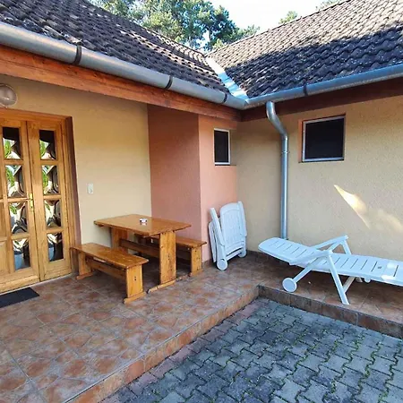 Apartman Near In Siofok-balaton 20002 *