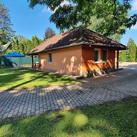Near In Siofok-balaton 20002 Apartman
