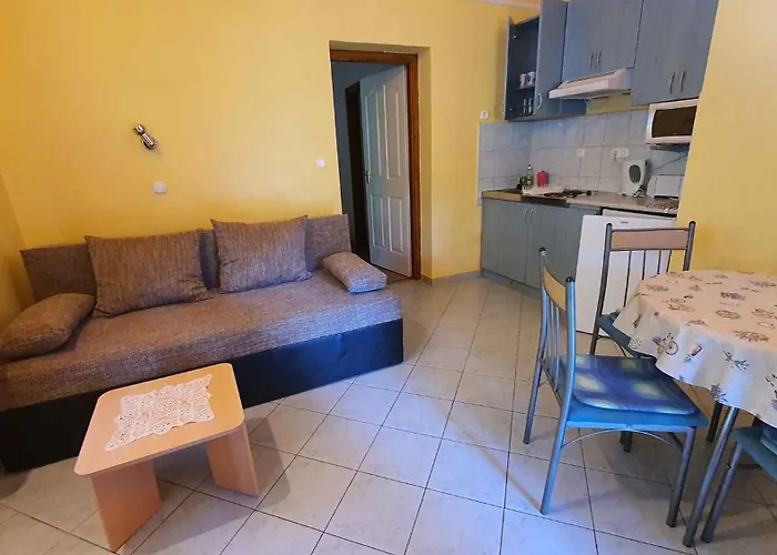 Near In Siofok-balaton 20002 Apartman