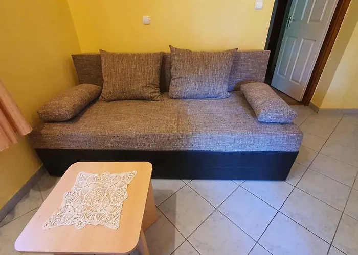 Near In Siofok-balaton 20002 Шиофок