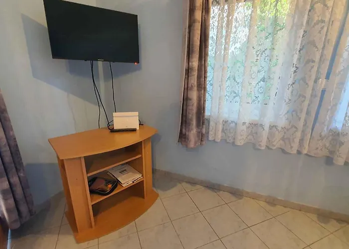 Near In Siofok-balaton 20002 Apartman